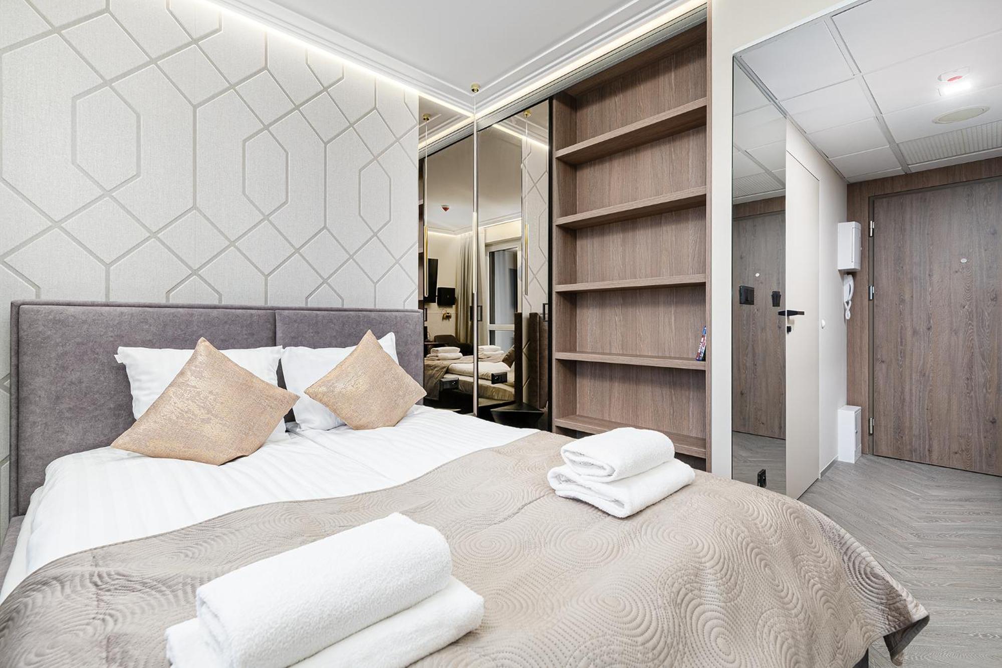 Rentplanet - Apartamenty Pileckiego Varsó Kültér fotó
