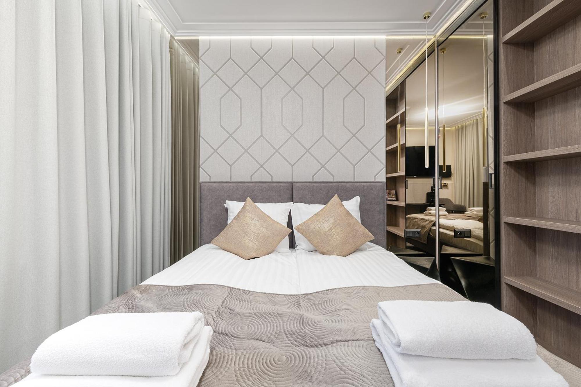 Rentplanet - Apartamenty Pileckiego Varsó Kültér fotó