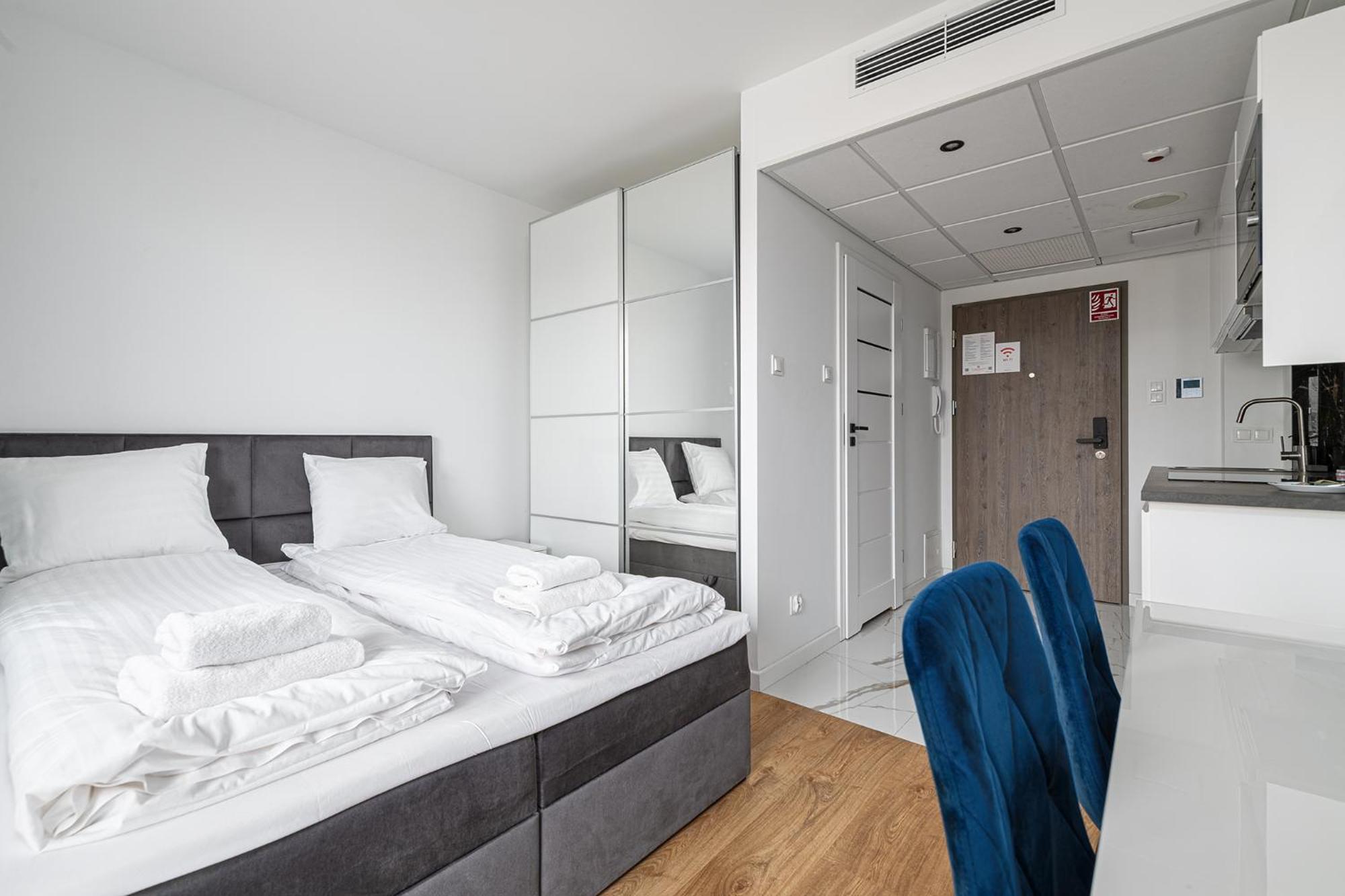 Rentplanet - Apartamenty Pileckiego Varsó Kültér fotó